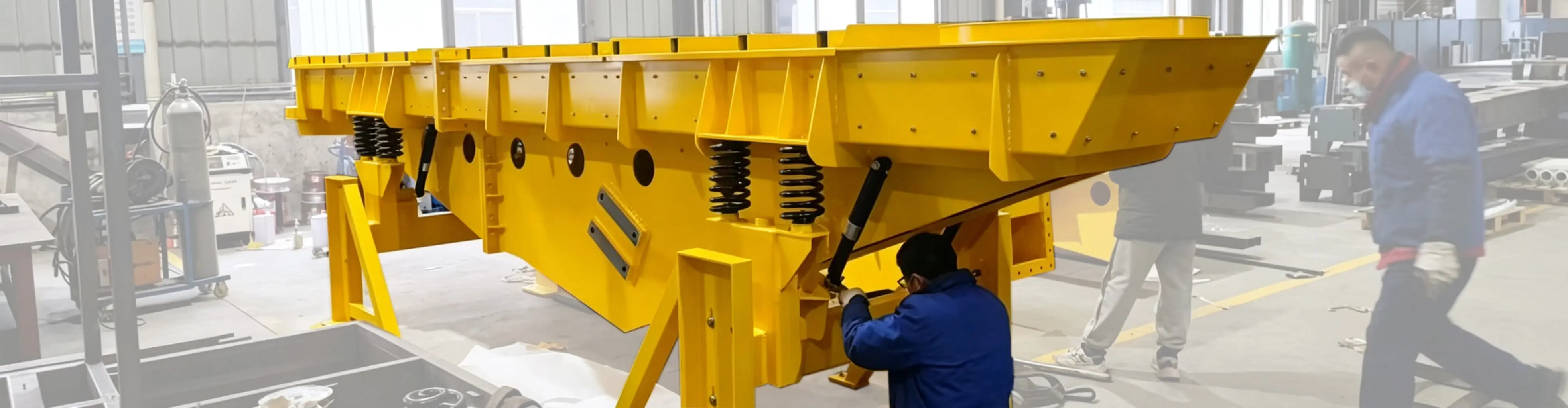 Vibrating Equipment Manufacturer