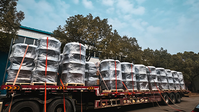 شحن كميات كبيرة من مُنشِّطات الصناديق: إمداد موثوق بكميات كبيرة للعملاء الصناعيين العالميين